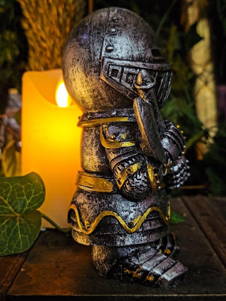 The Armored Kingdom Executioner Knight Collectible product image (3)