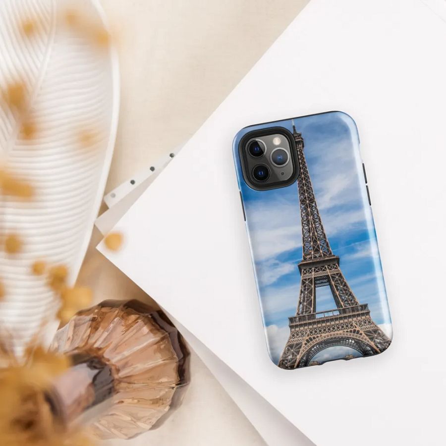 Stunning Eiffel Tower View Phone Case product image (30)