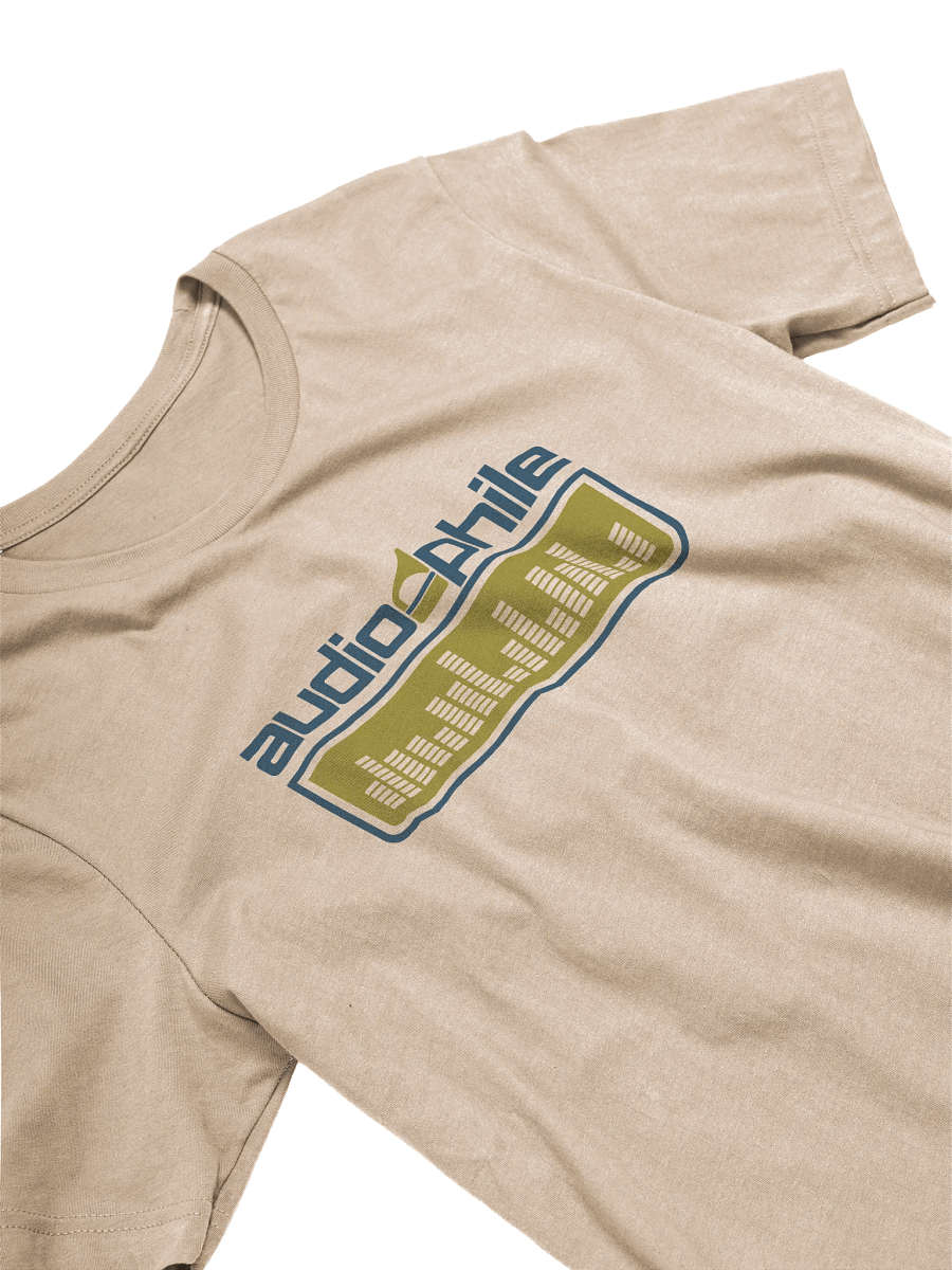 AUDIOPHILE TURNTABLE T-Shirt product image (7)