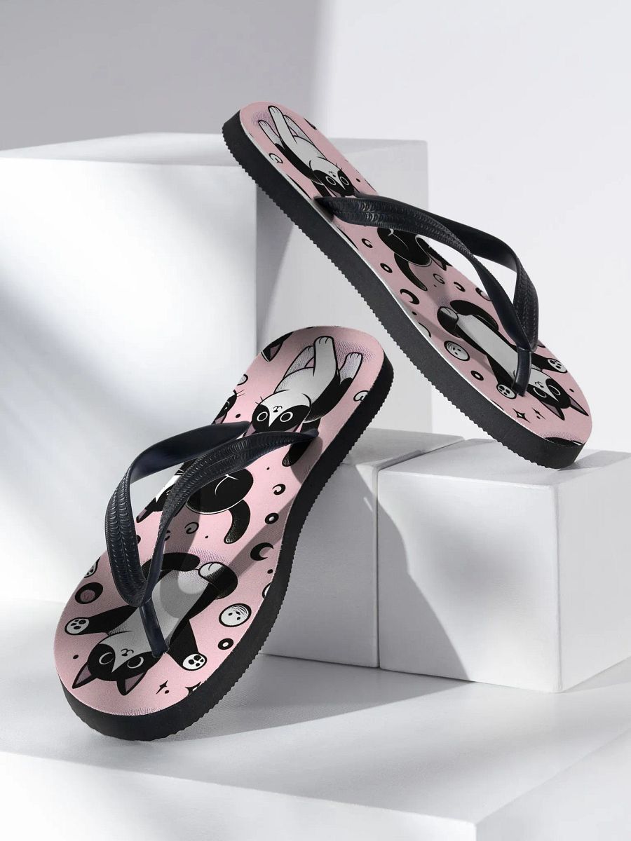 Black & White Kitty Flip Flops product image (3)