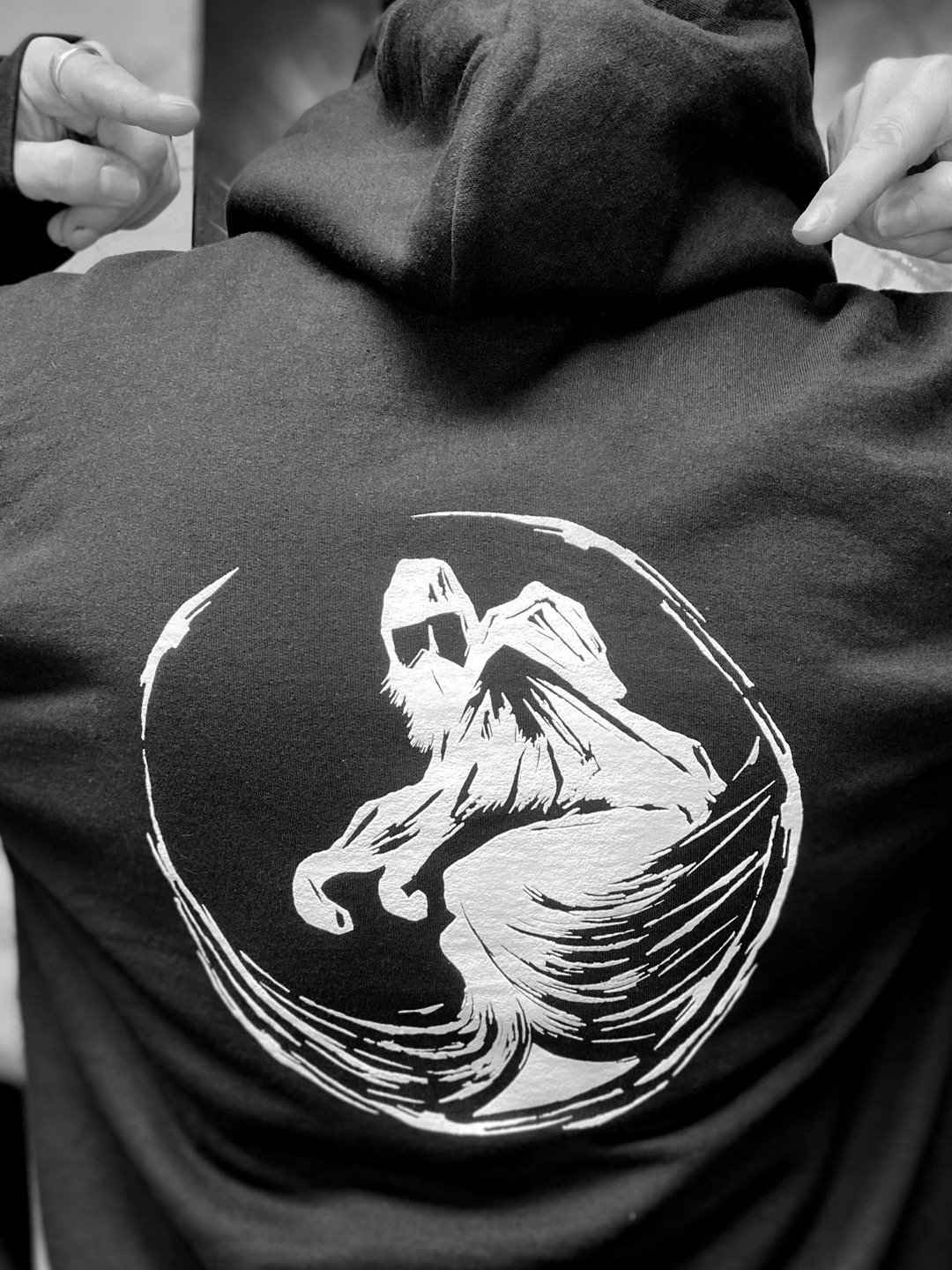 Wraith Icon Hoodie - DIRECT Shipping product image (3)