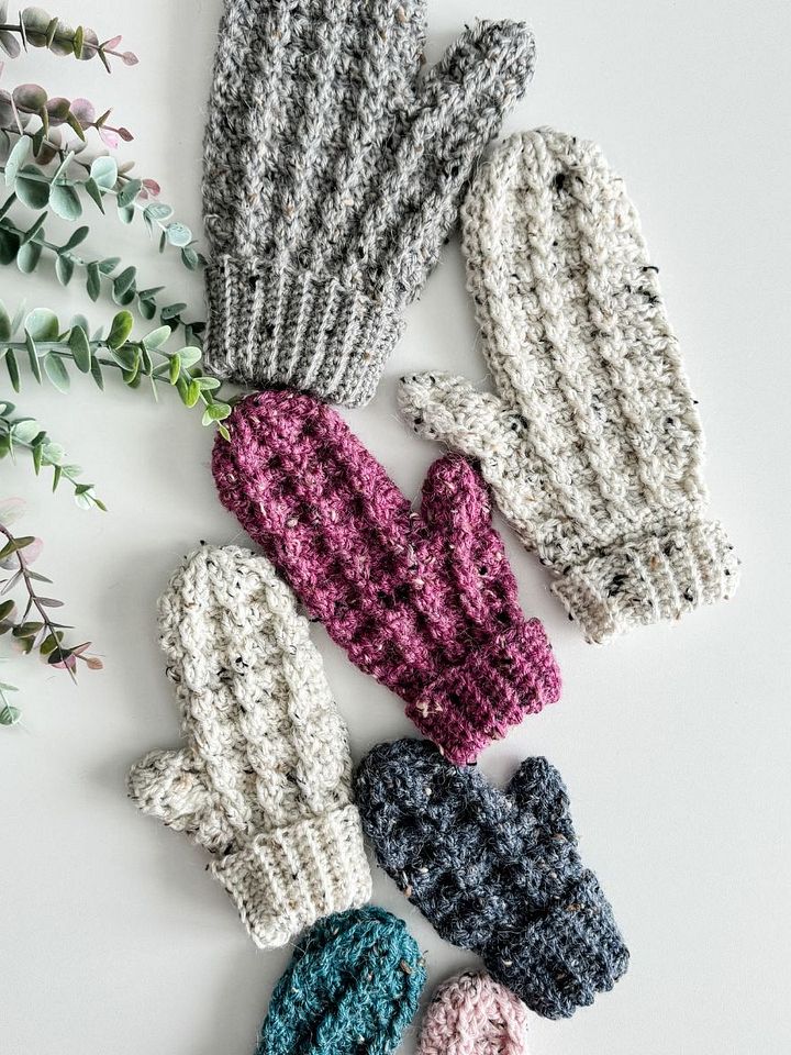 Winter Wonder Cable Mittens Crochet Pattern product image (2)