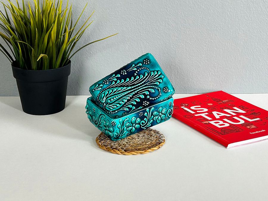Ceramic jewelry box, turquoise/green/emerald — handmade pottery product image (4)
