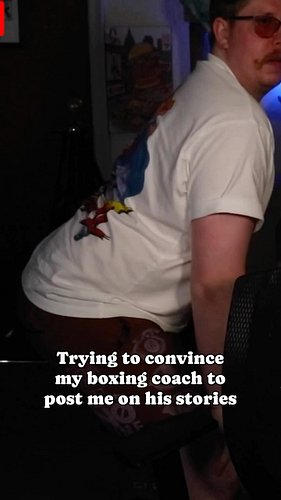 By the end of this summer you’ll see that this twerking bozo has so brick hands 

#originalqmo #boxing #twitch #boxingtrainin...