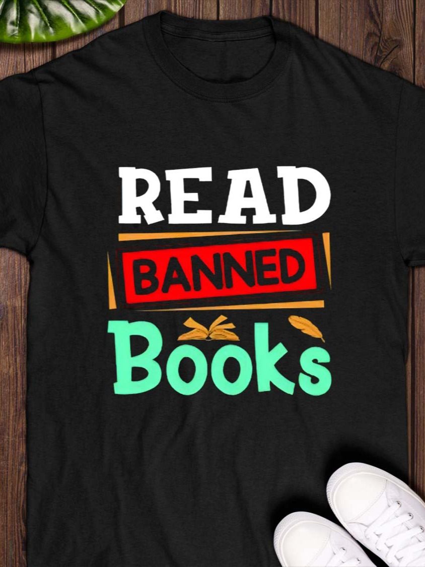 Read Banned Books Shirt product image (1)