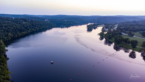 Lake Taneycomo at Forsyth, Missouri August 2, 2025🎣🛶

Even with my best drone in the shop (hoping to have it back soon 🤞), I ...