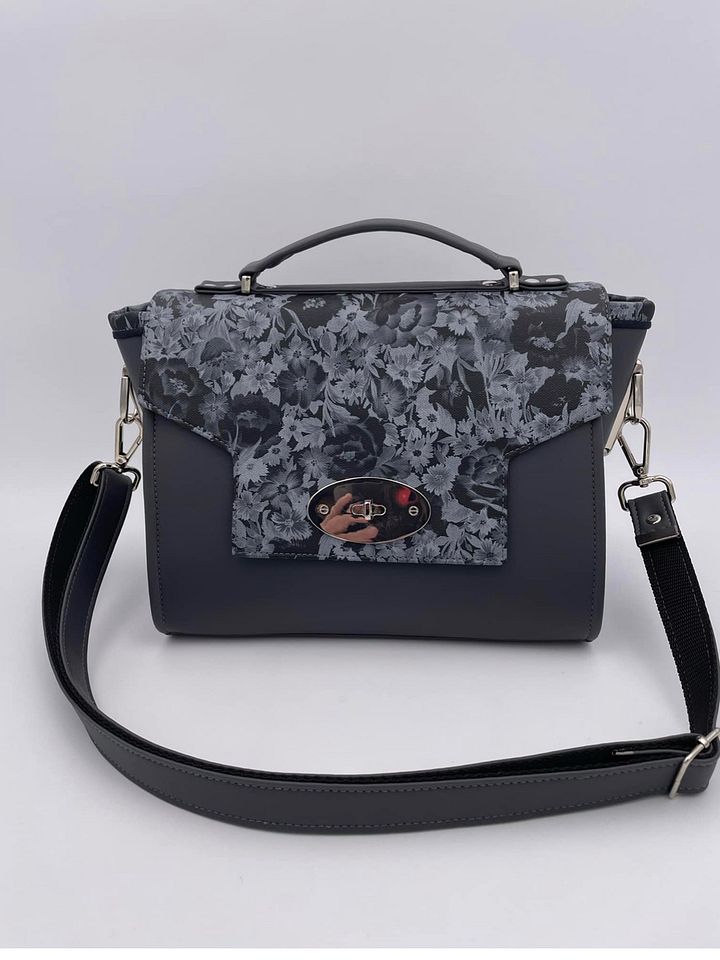 Olivia Bag Pattern By Janie Bags & Nnedibags product image (1)