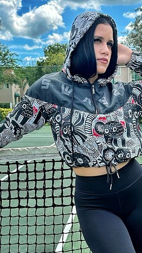 Find your rhythm in the Elephant Soul Crop Hoodie Windbreaker.
💫An outfit that blends bold style with freedom. 
Whether you a...