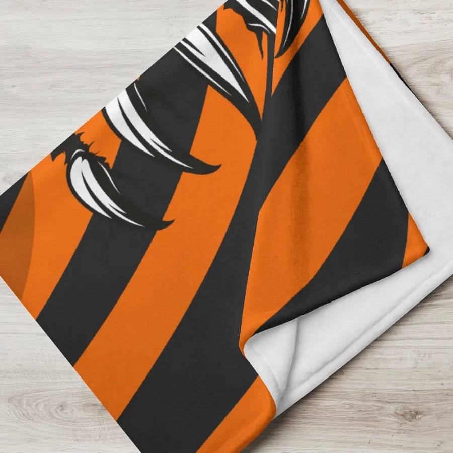 Tiger's Claw Blanket product image (5)