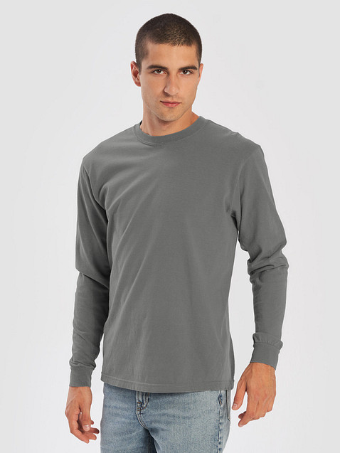 Photo showing Comfort Colors Unisex Garment-Dyed Heavyweight Long Sleeve Shirt