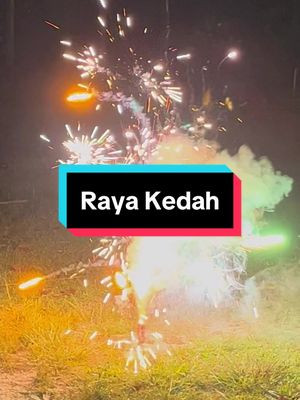 Eid Al-Fitr di bulan Syawal, kami sambut raya di Kampung Sungai Petani, Kedah. Macam-macam kuih muih & makanan raya di hidang. Alhamdulillah dapat bangkitkan sunnah & erat kan silaturahim bersama keluarga yang tercinta. Semoga Allah melapangkan rezeki & memperpanjangkan umur kami semua. @Noor Asyikin  #eidalfitr #aidilfitri #selamathariraya #hariraya #eidmubarak #rayarayaraya #alamakrayalagi #balekkampung #sungaipetani #westcoastexpressway #syawal #fajarsiddiq #bynoorasyikin #roadtripraya #kedah #rayamana #rayakitaraya #semeling 