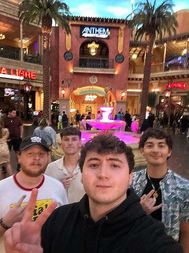 Tropicana: 1, Me: 0 🎰💸