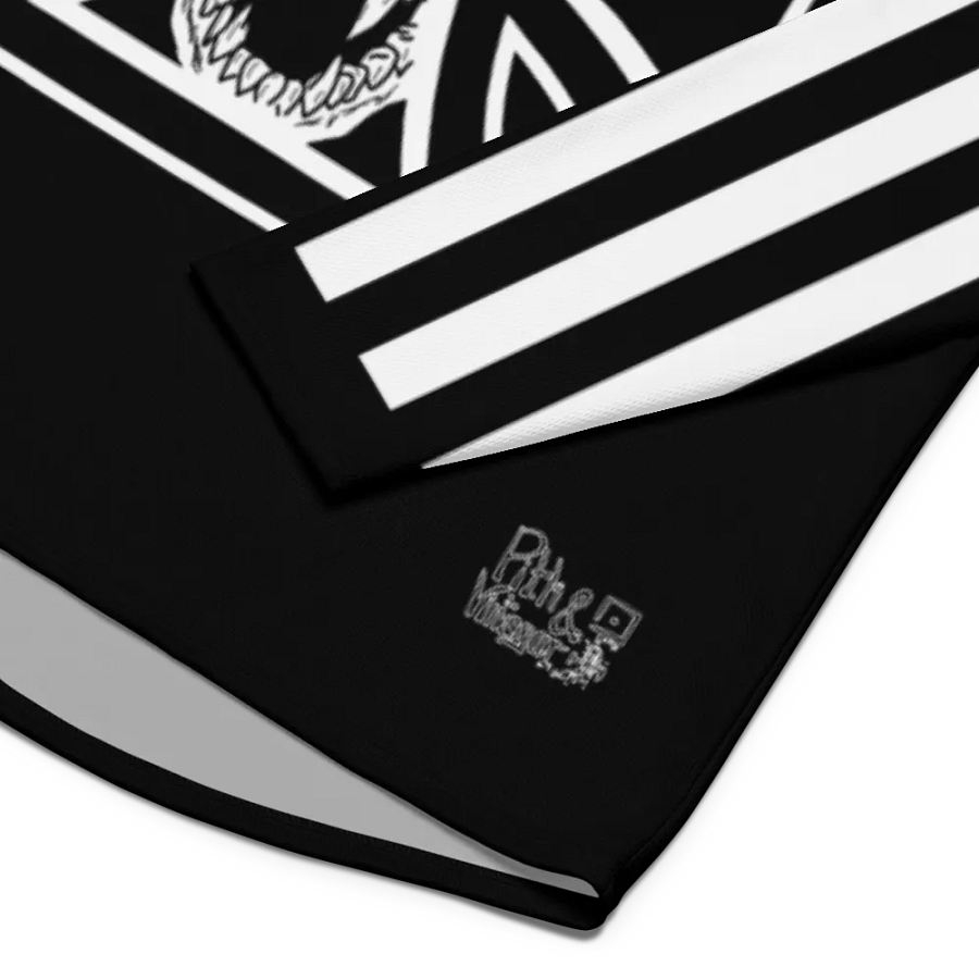 Maltese cross and skull hockey jersey product image (3)