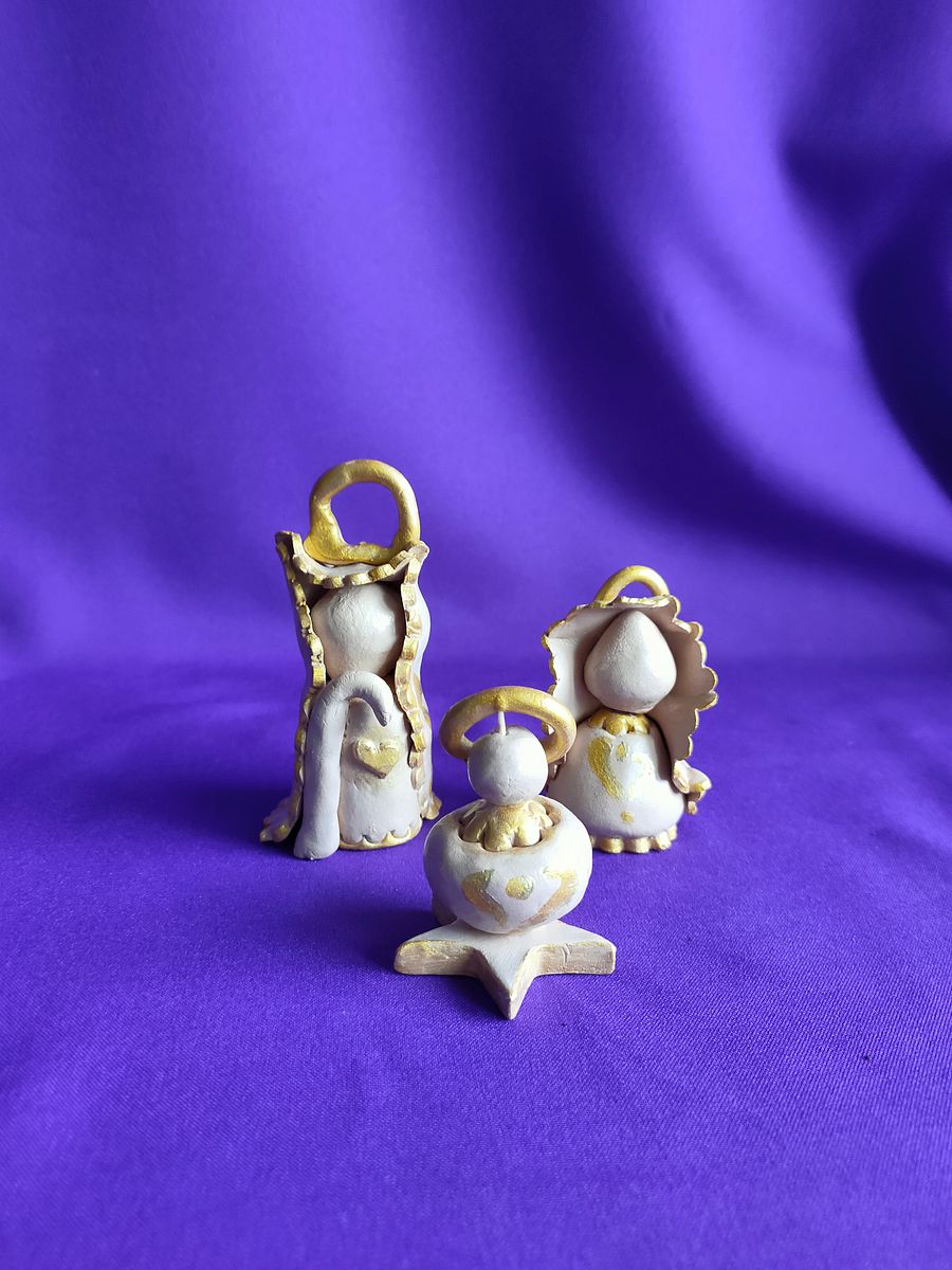 Conjunto presépio dourado de 3 peças, feita à mão, Sagrada Família elegante, decoração de Natal product image (2)