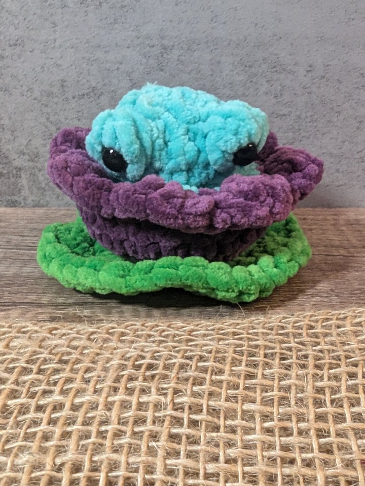 Lily Pop Frog - Dark Purple Flower product image (2)