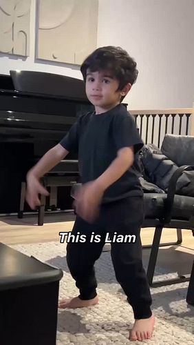 I love seeing all the incredible DJ Raphi-themed birthday parties out there, and Liam’s 4th birthday was no exception! 🕺

It’...