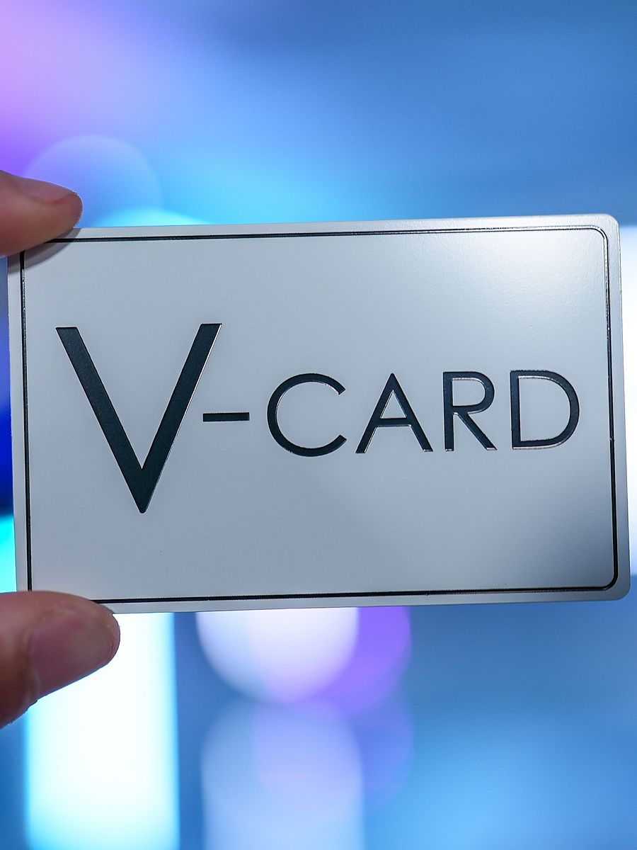 White V-Card product image (2)