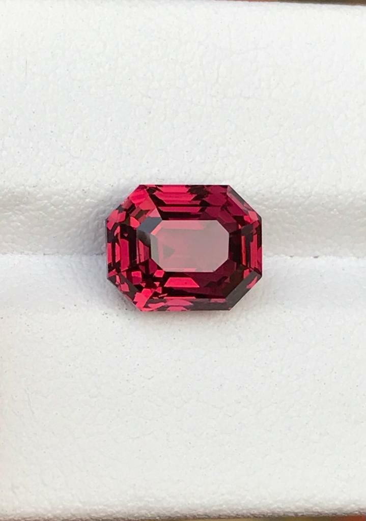 SRILANKAN ROSE GARNET STEP EMERALD CUT LOOSE GEMSTONE FOR JEWELRY, 4.75 CARAT product image (6)