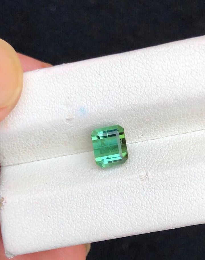 TOURMALINE APPLE GREEN COLOR STONE FOR MEN'S RING & STONE FOR GIFTS, 2.20 CARAT product image (2)