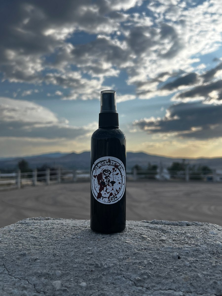 Dani "cs_oreo - Escape" (Sugar Pine and Patchouli) Room & Linen Spray product image (1)