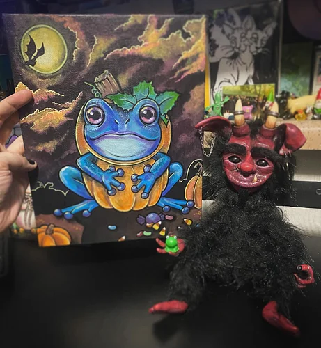 Finished up the other little ribblette tonight, and finally sewed together the rest of the little devil’s body 🖤 if you saw m...