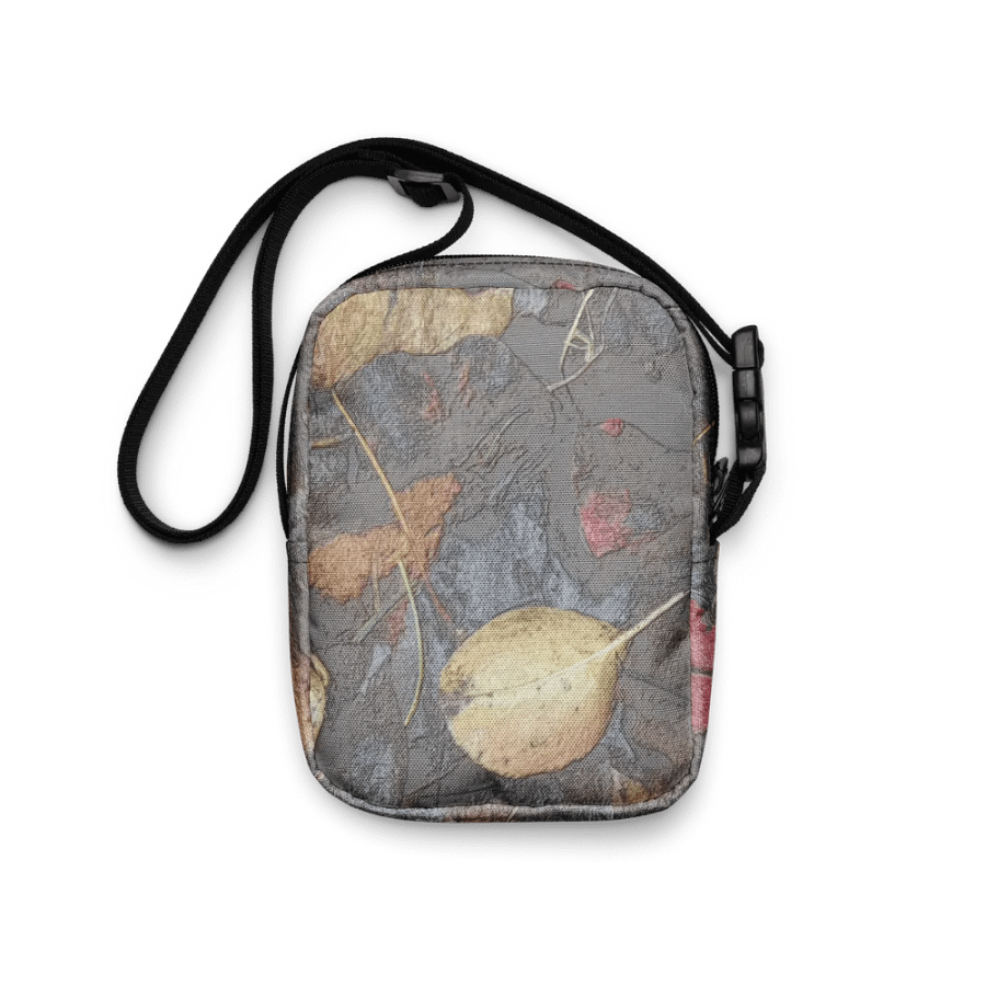 Utility Crossbody Bag - MossyOak - It Happennnns Camo product image (6)