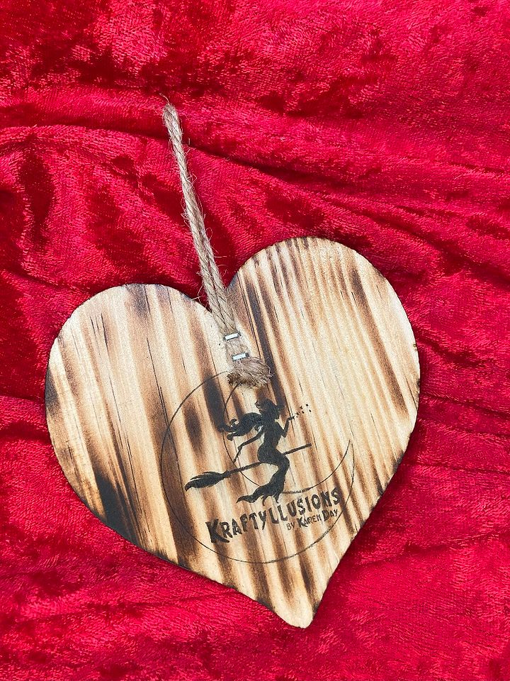 Unchain My Heart Ornament product image (2)
