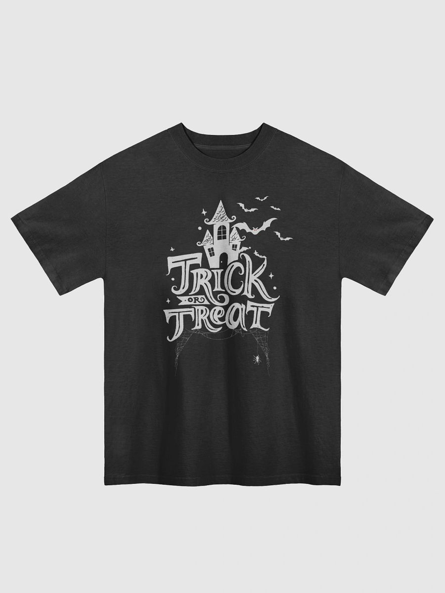 Spooky Trick or Treat Halloween Oversized Tee product image (1)