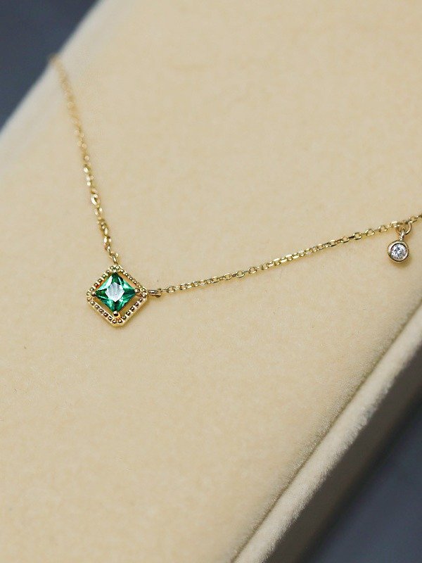 Vintage Green Square Pendant Necklace | 18k Gold Plated product image (4)