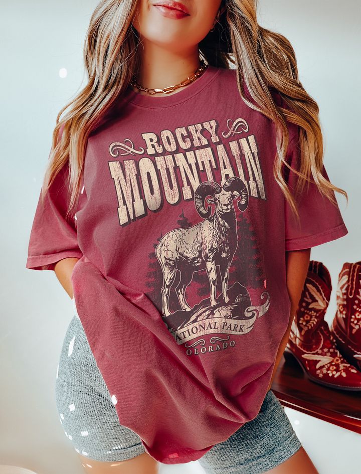 Rocky Mountain National Park, Colorado Tee | Vintage-Style Grunge Western Shirt of a Bighorn Sheep product image (11)