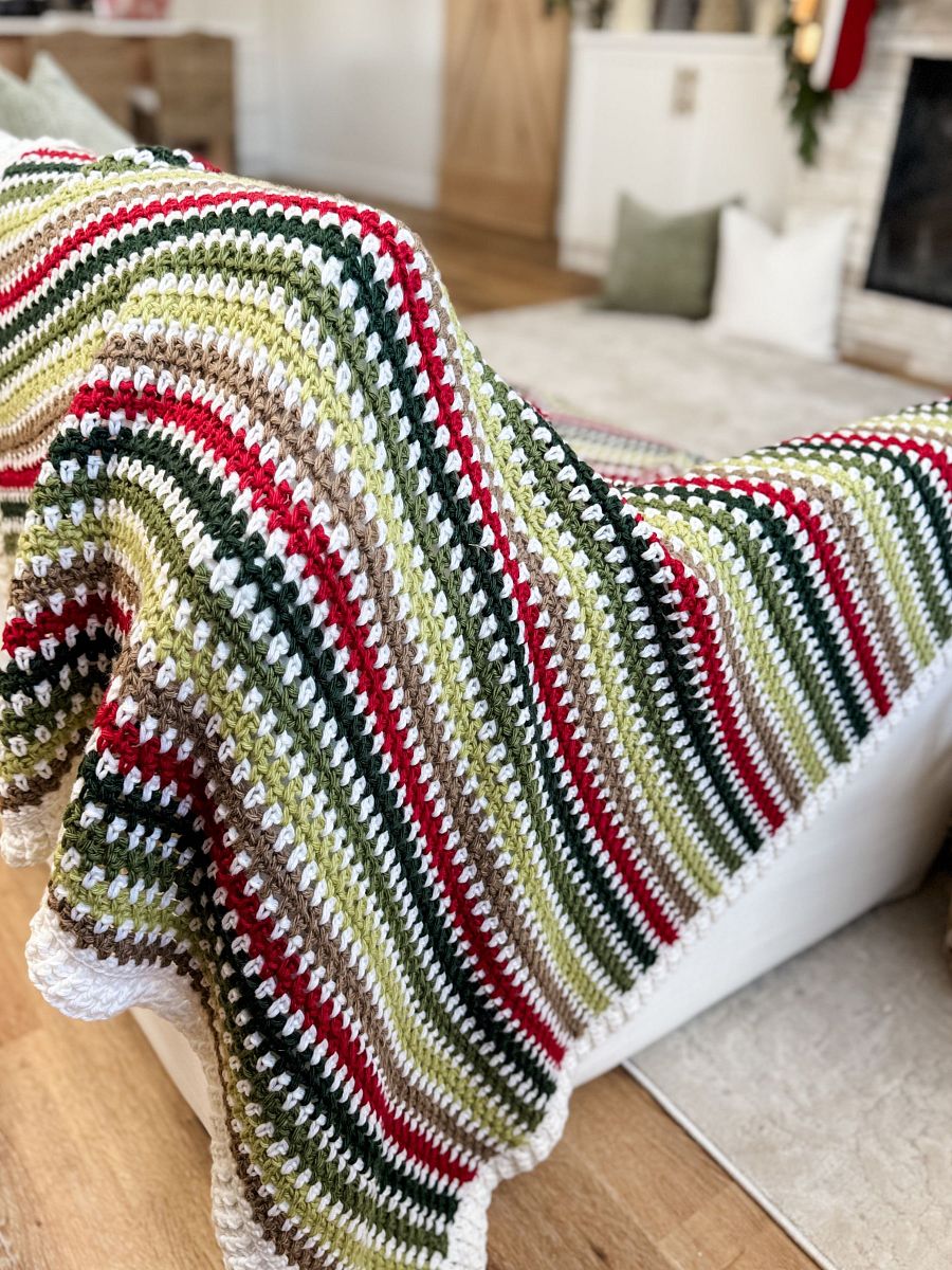 Holiday Weave Blanket Crochet Pattern product image (5)
