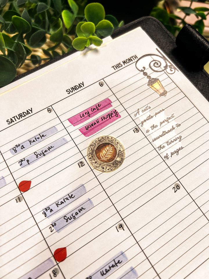 Undated Monthly Calendar - Letter size product image (1)