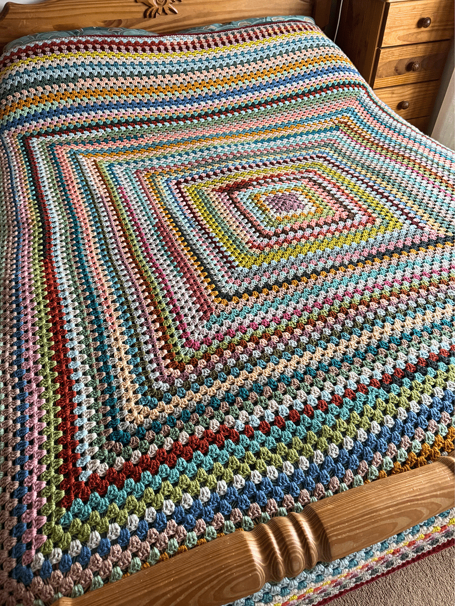 Granny Love Blanket Pattern product image (7)