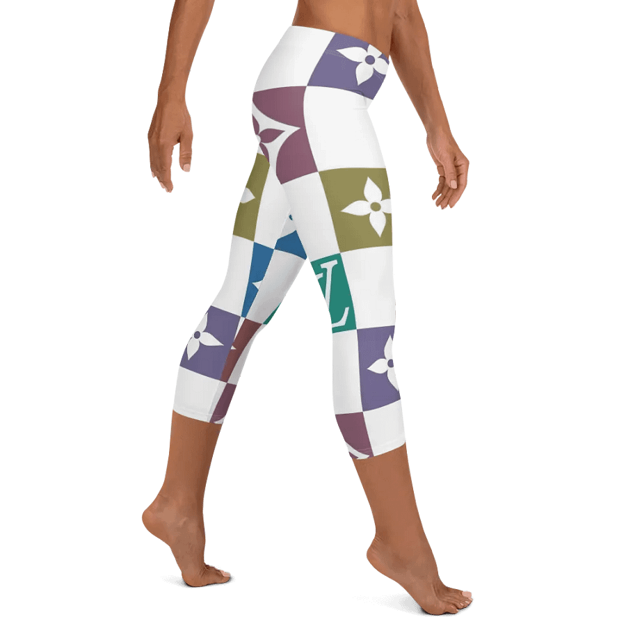 Capri Leggings – Luxury Logo Print for Sophisticated & High-End Style product image (5)