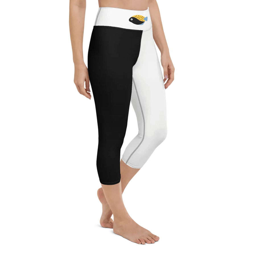 Fish Flexi Capri Yoga Leggings – 90s Vibes, Ultimate Comfort! product image (2)