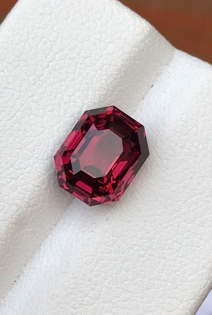 SRILANKAN ROSE GARNET STEP EMERALD CUT LOOSE GEMSTONE FOR JEWELRY, 4.75 CARAT product image (2)