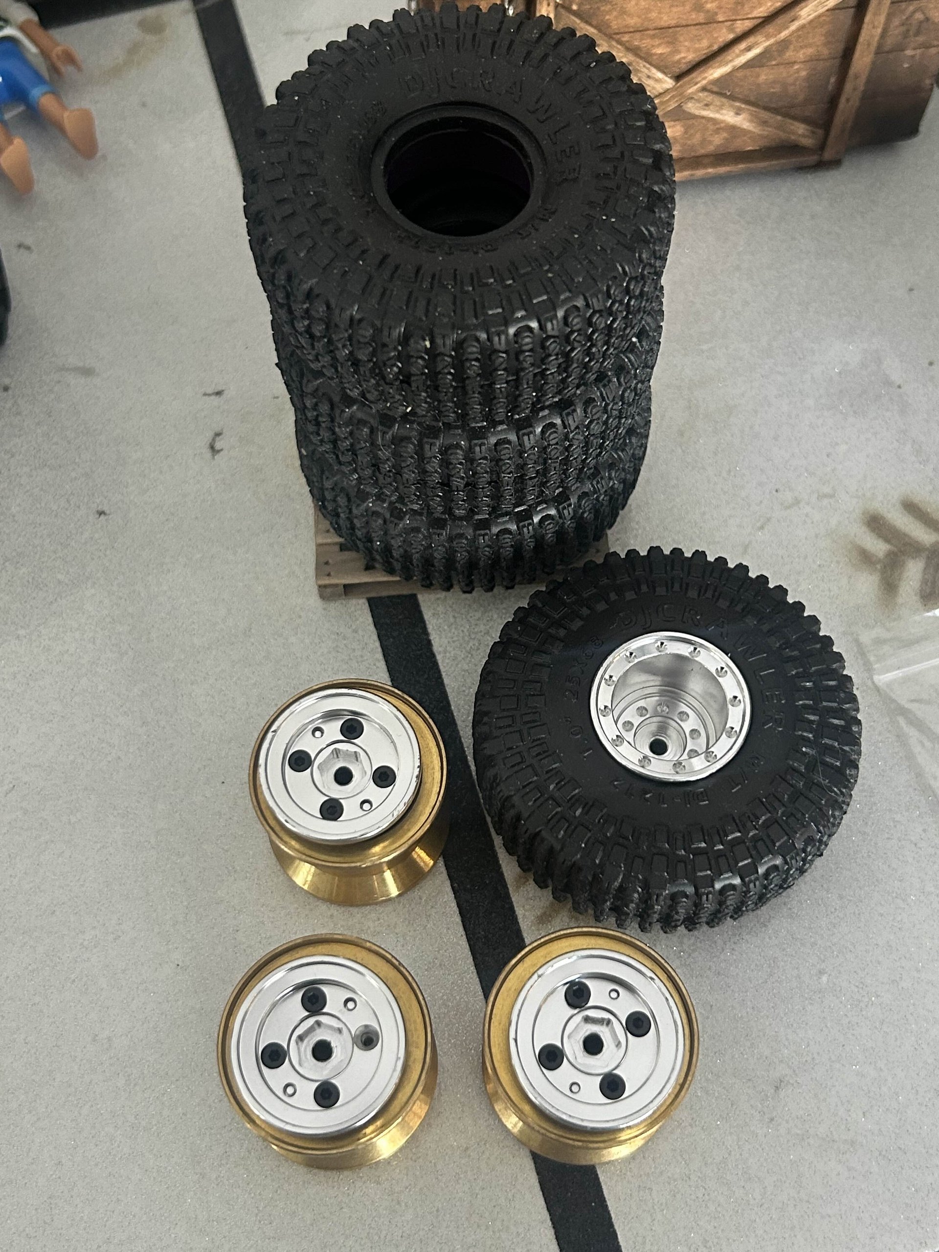 RCAWD Wheels / DJ Crawler tires product image (2)