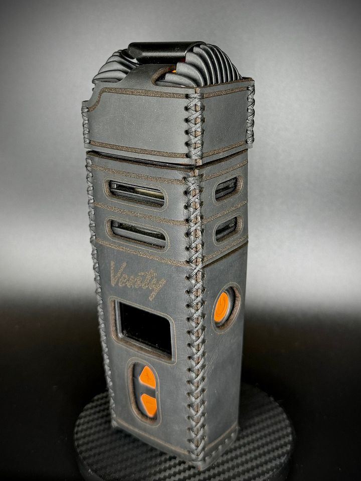 Leather SedHed Venty Case - Black product image (1)