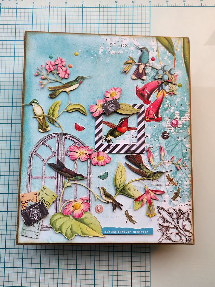 Hummingbird Exquisite Photo Folios & Portfolios product image (1)
