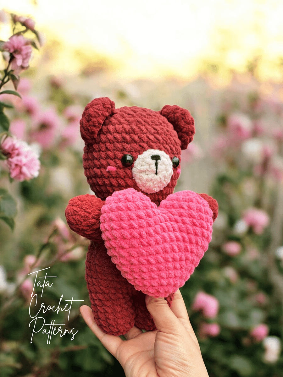 PDF Pattern - Crochet Bear Holding The Heart product image (3)