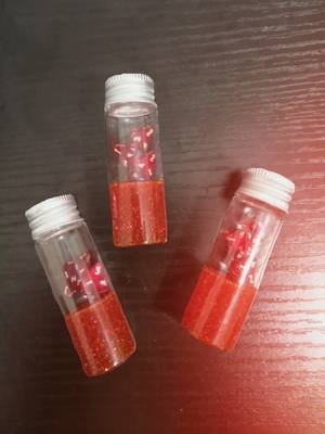 New goodie for my shop, miniature #dungeonsanddragons #potions :) comes with potion and label #stickers for all 4 potions. Everything is #handmade and #drawn by me. #drawing #role -playing #etsy 