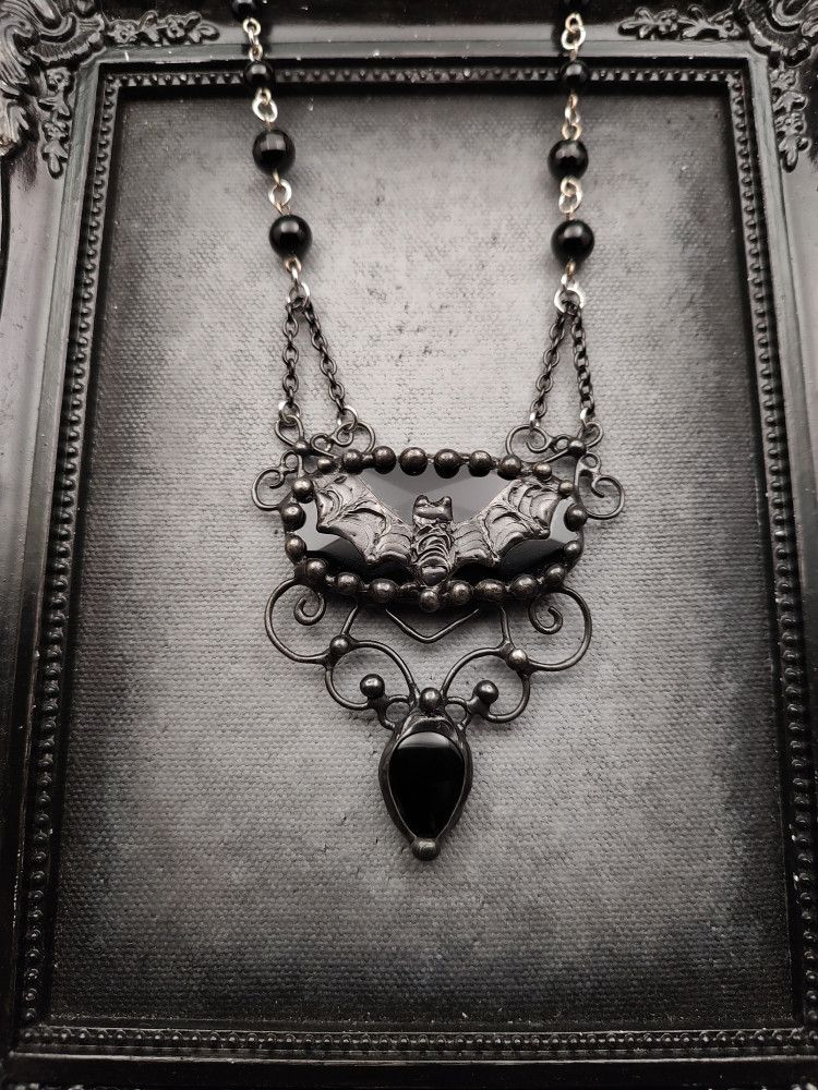 Bats Sorcery - NightBound Mass product image (1)