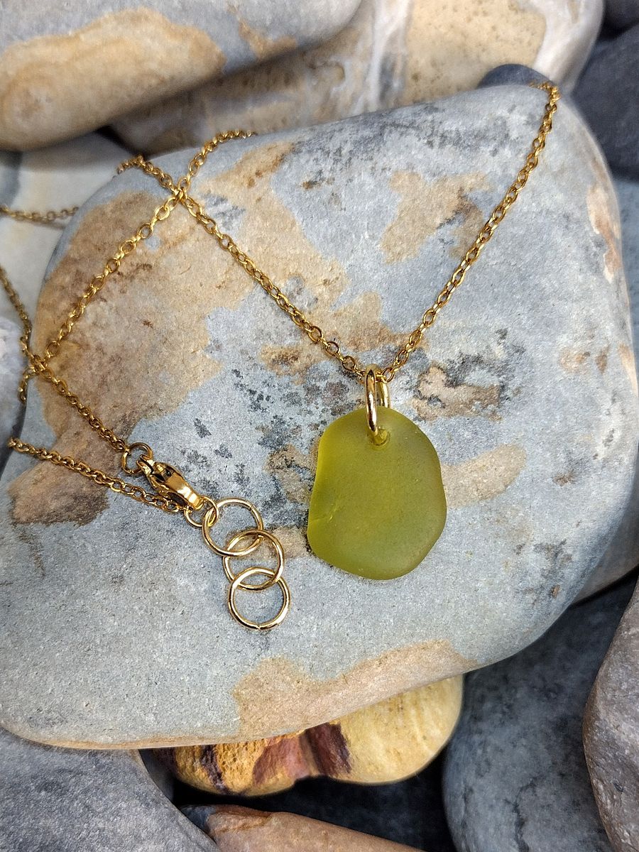 Sea glass necklace product image (1)