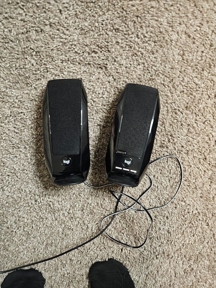 Speakers product image (1)