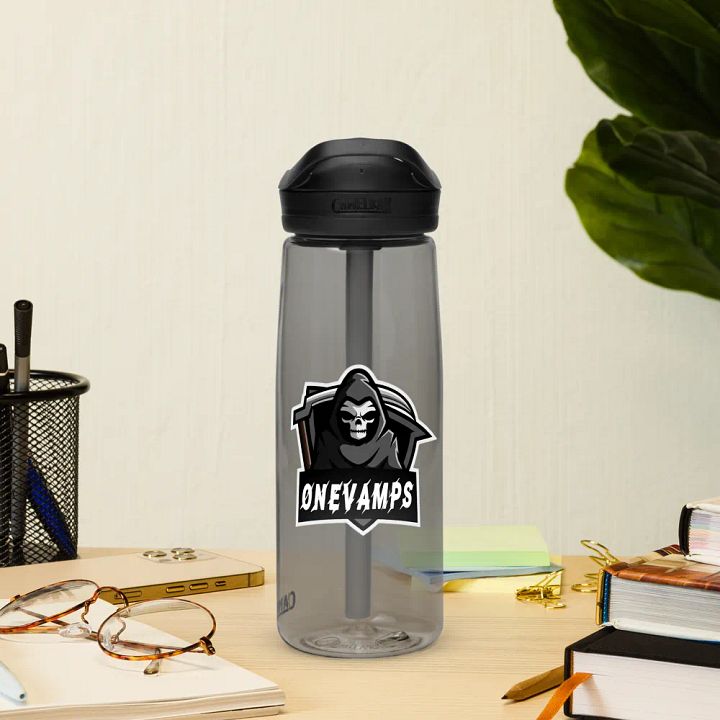 CamelBak Eddy®+ Sports Water Bottle with OneVamps logo product image (2)