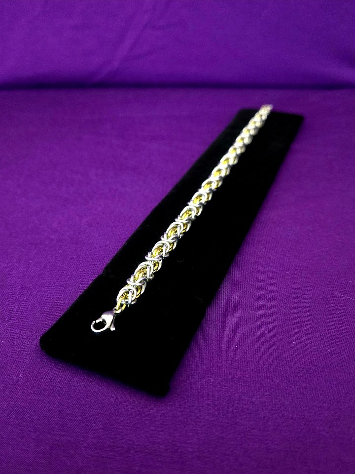 Chainmail Bracelet - Sliver and Yellow product image (1)