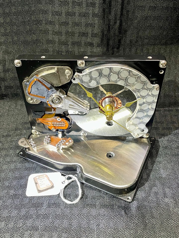 Spinpoint - Hard Drive Clock product image (1)