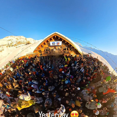 Let’s do this again today, and tomorrow, and the day after 😍🏂 #valthorens #foliedouce