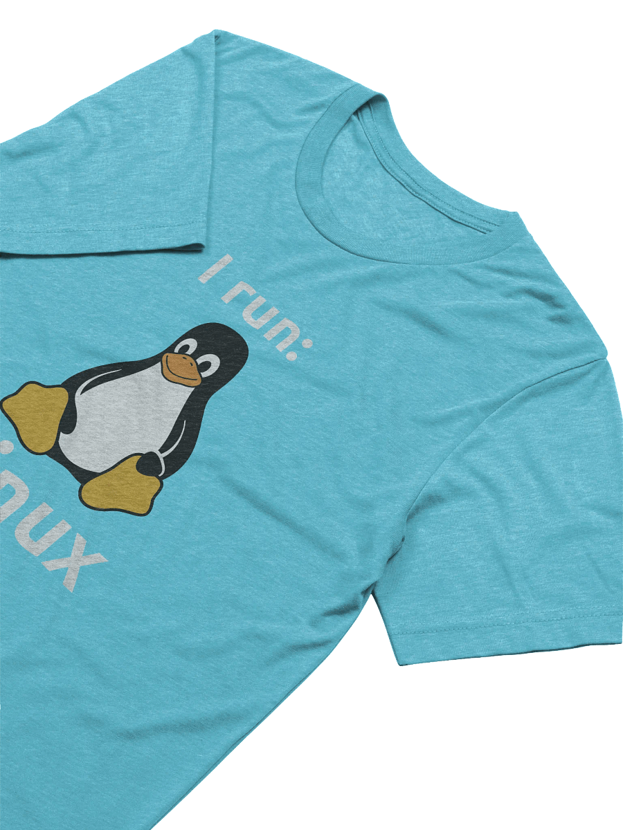 "I Run Linux" T-Shirt product image (3)