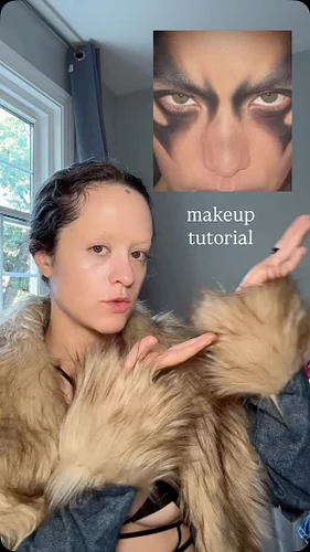 somewhere between viking, dark glam, and full halloween energy.

#wildmakeup #halloweenmakeup #darkglam #vikingmakeup #grunge...